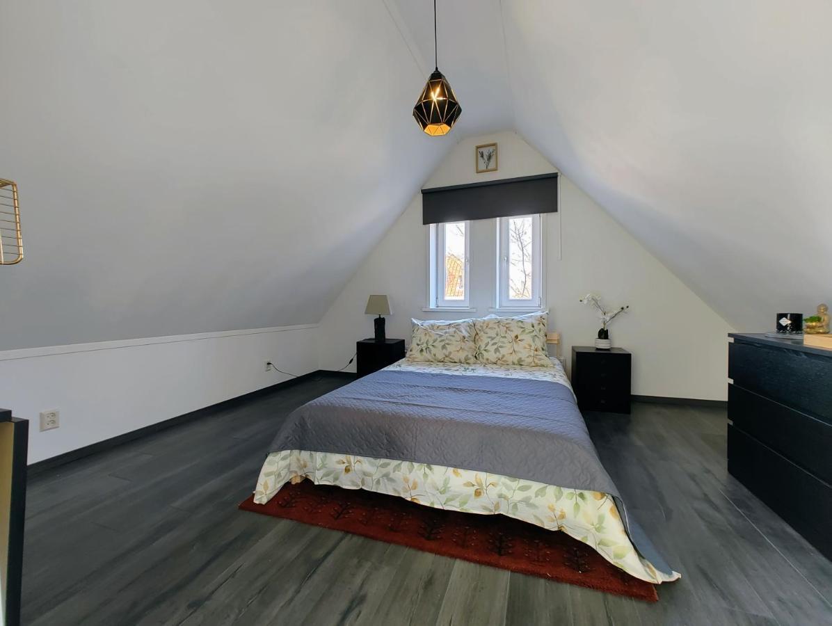 The Diesel Bed And Breakfast รอตเตอร์ดัม ภายนอก รูปภาพ