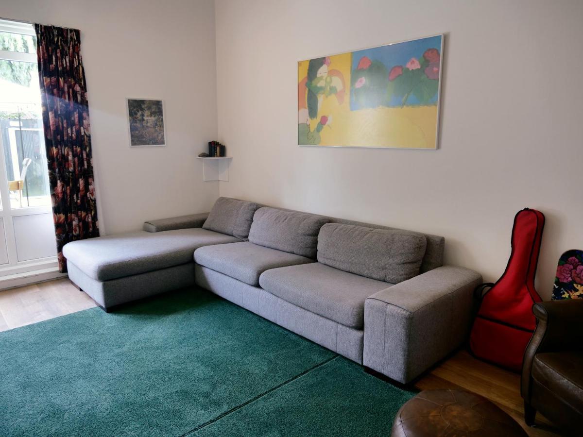 The Diesel Bed And Breakfast รอตเตอร์ดัม ภายนอก รูปภาพ