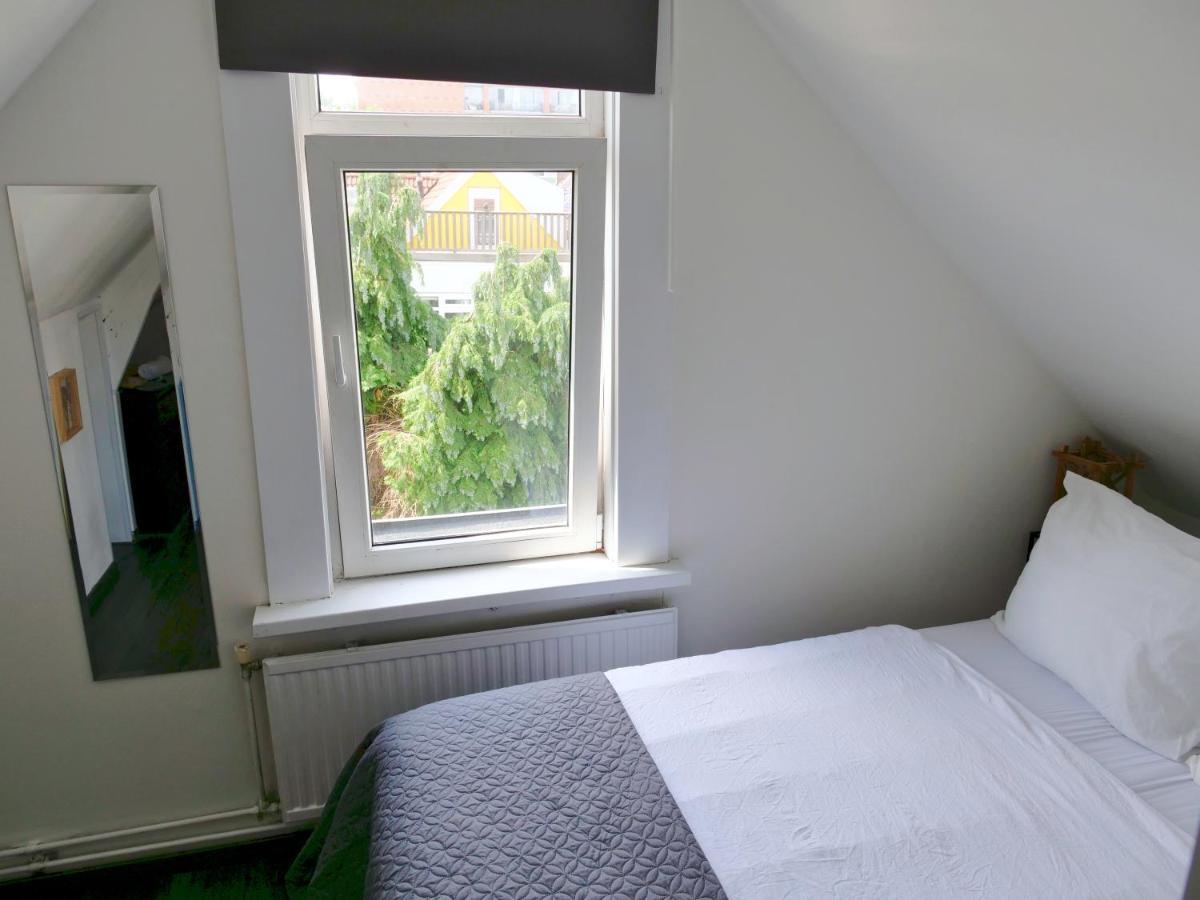 The Diesel Bed And Breakfast รอตเตอร์ดัม ภายนอก รูปภาพ