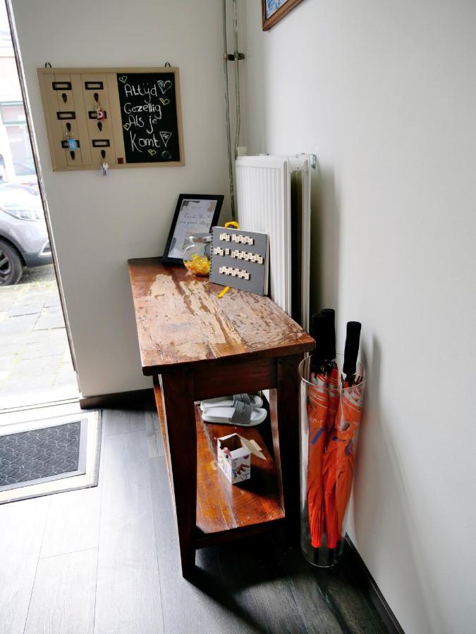 The Diesel Bed And Breakfast รอตเตอร์ดัม ภายนอก รูปภาพ