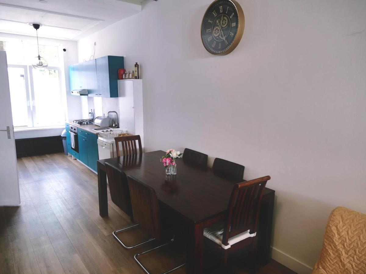 The Diesel Bed And Breakfast รอตเตอร์ดัม ภายนอก รูปภาพ
