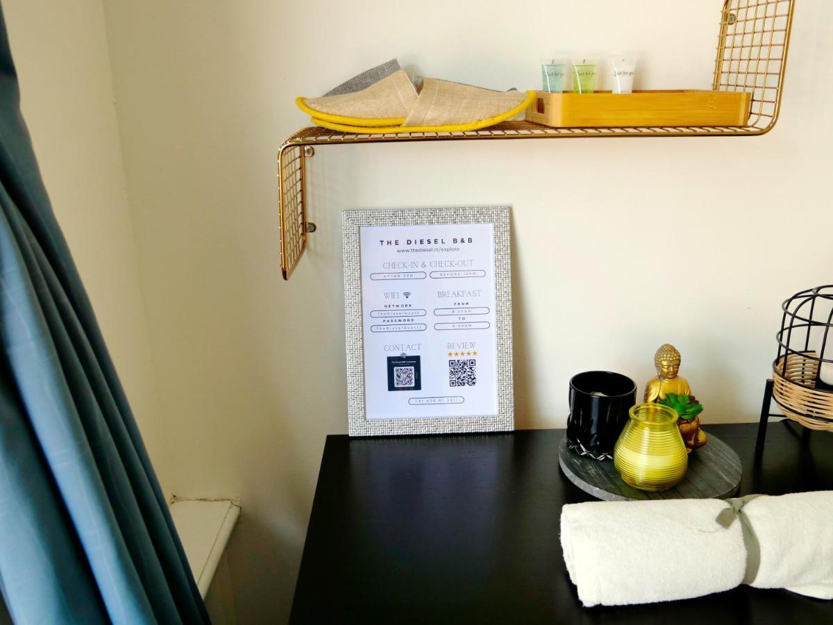 The Diesel Bed And Breakfast รอตเตอร์ดัม ภายนอก รูปภาพ